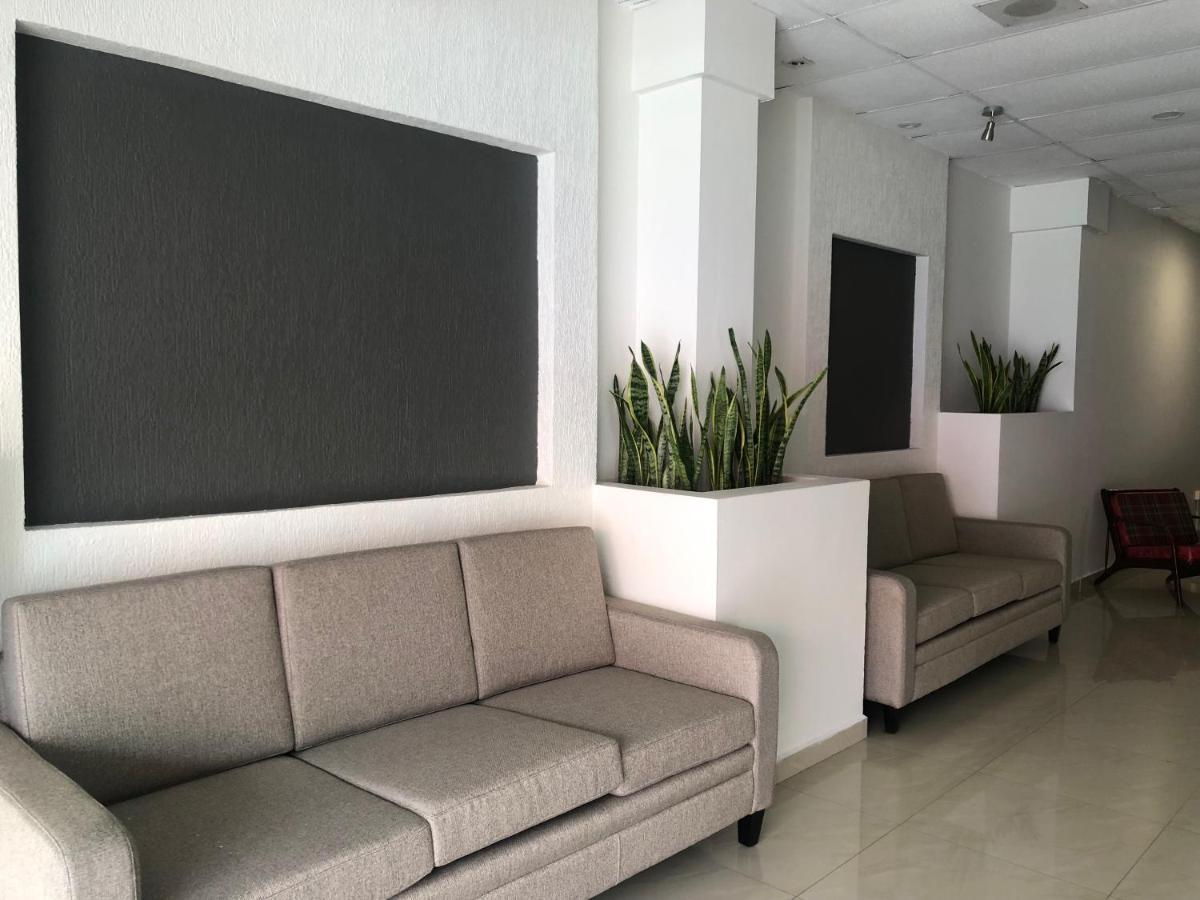 Hotel Lorena Los Mochis Extérieur photo